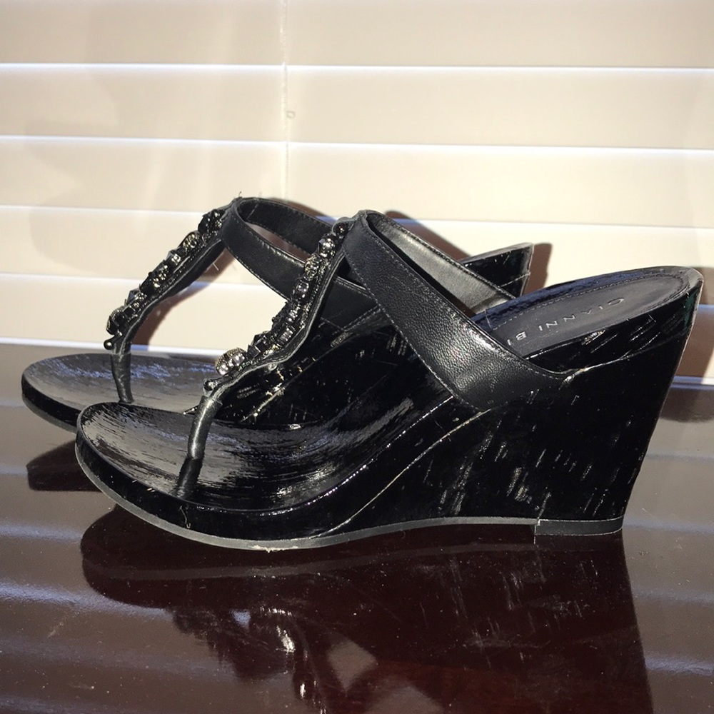 Sandals! - Picture 3 of 5